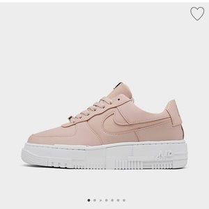 WOMEN'S NIKE AIR FORCE 1 PIXEL CASUAL SHOES